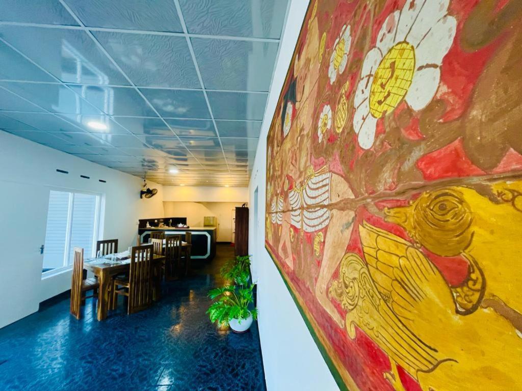 The Lake Round Guest House Kandy Luaran gambar