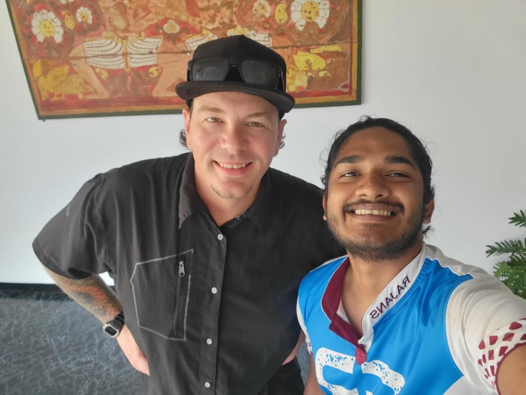 The Lake Round Guest House Kandy Luaran gambar